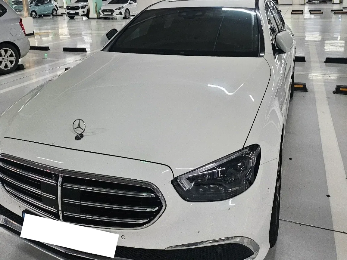 벤츠 E클래스 E300 e 4MATIC 익스클루시브 W213
