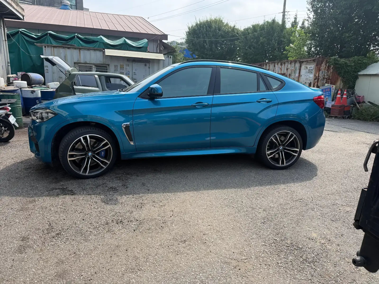 BMW X시리즈 M50d F16 썸네일 3