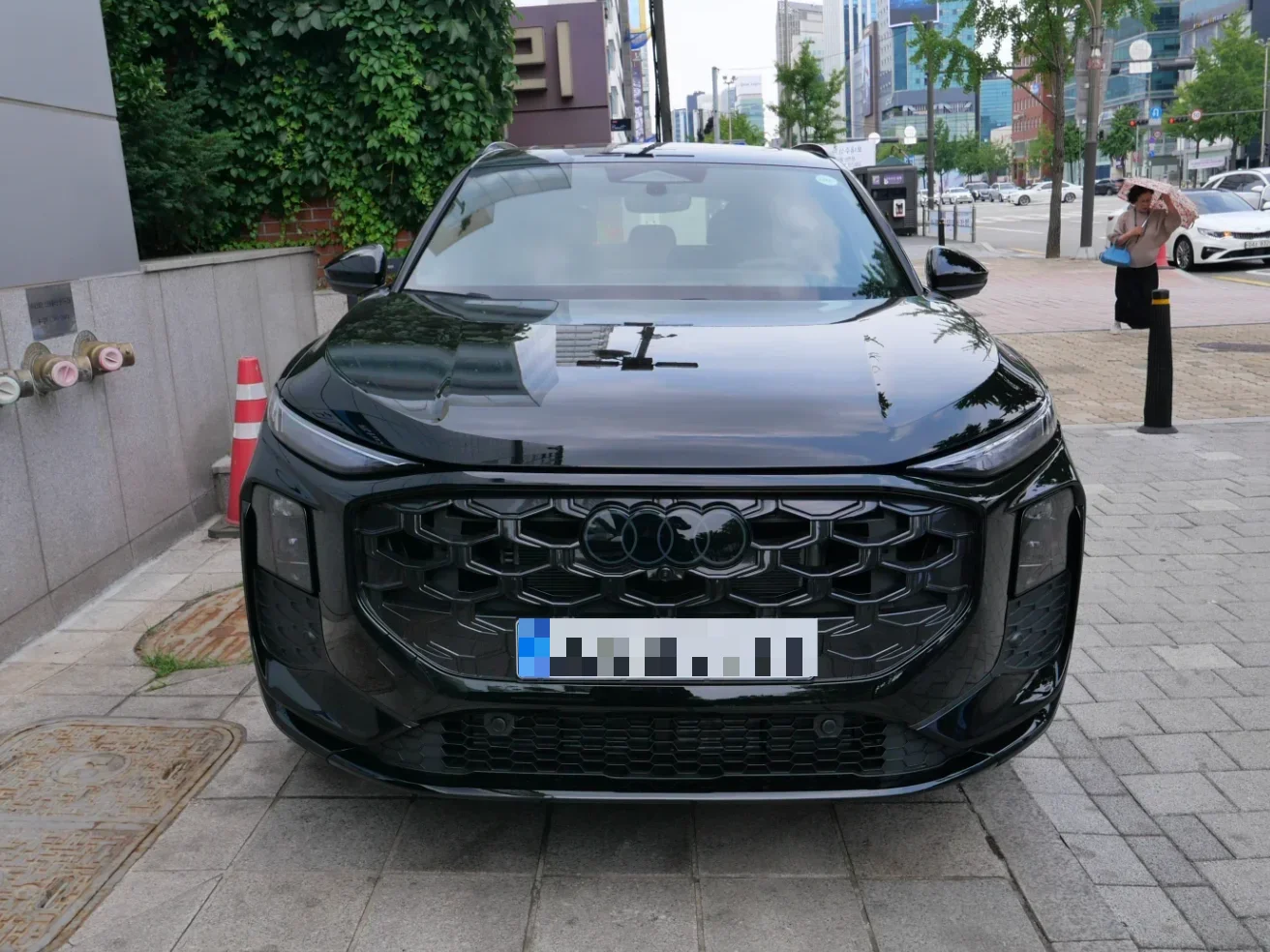 아우디 Q3 2.0 TFSI 콰트로 S-라인 블랙에디션