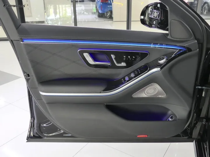 벤츠 마이바흐 S580 4매틱 Z223 썸네일 7