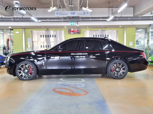 롤스로이스 고스트 6.7 V12 블랙 배지 썸네일 2