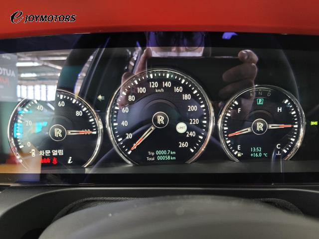 롤스로이스 고스트 6.7 V12 블랙 배지 썸네일 4