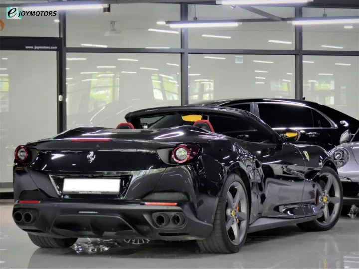 페라리 포르토피노 3.9 V8 썸네일 2