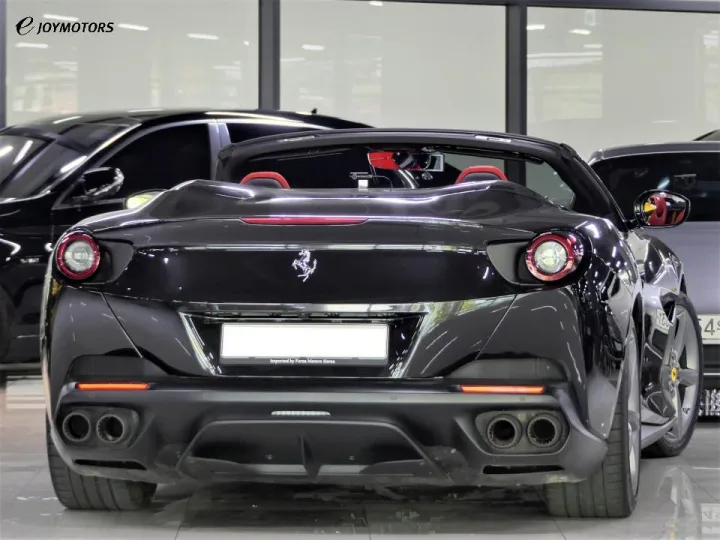 페라리 포르토피노 3.9 V8 썸네일 4