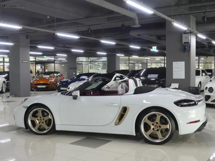 포르쉐 박스터 4.0 GTS 한정판 썸네일 3