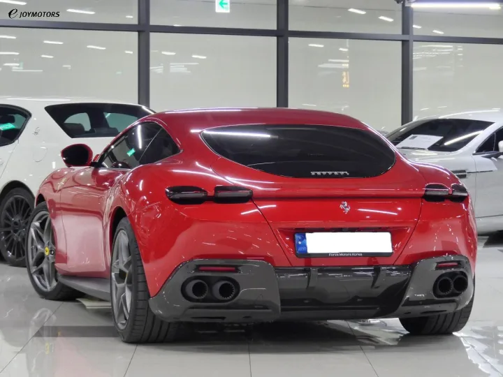 페라리 로마 3.9 V8 썸네일 3