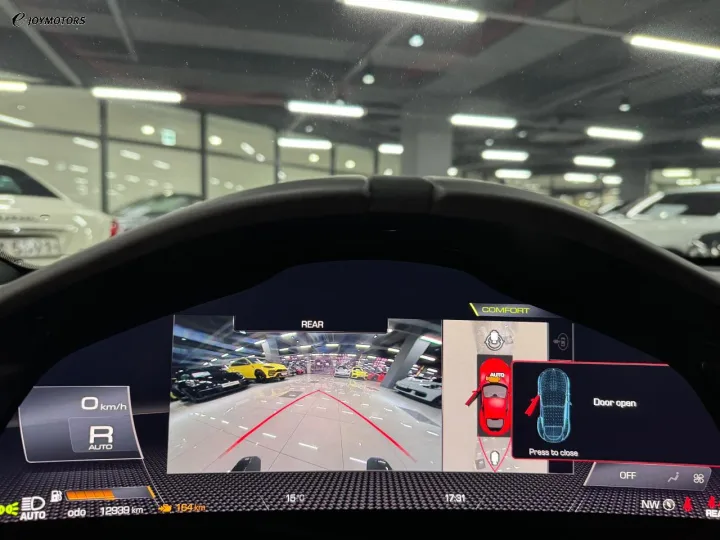 페라리 로마 3.9 V8 썸네일 6