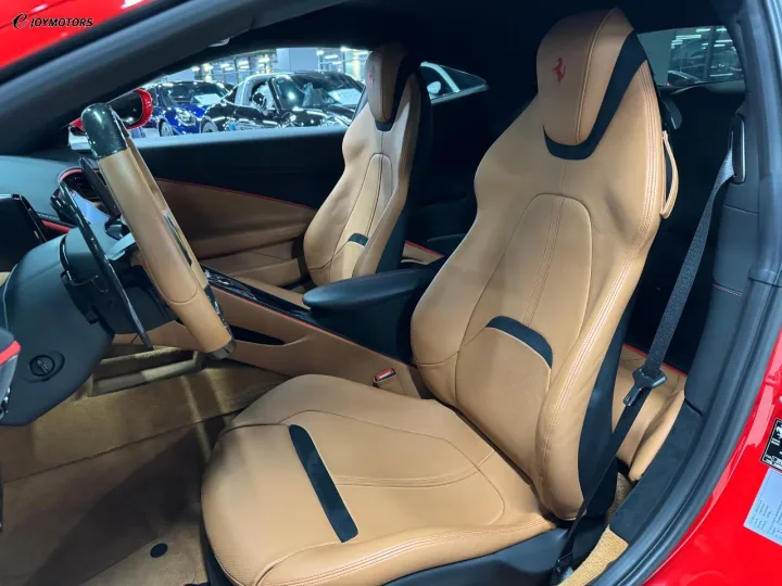페라리 로마 3.9 V8 썸네일 8