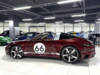포르쉐 911 뉴 타르가 4S 헤리티지 디자인 에디션 썸네일 3
