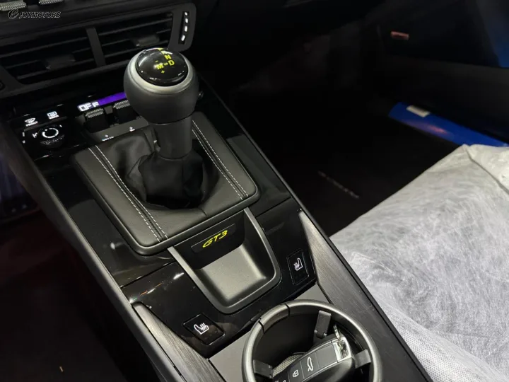 포르쉐 911 뉴 GT3 992 썸네일 9
