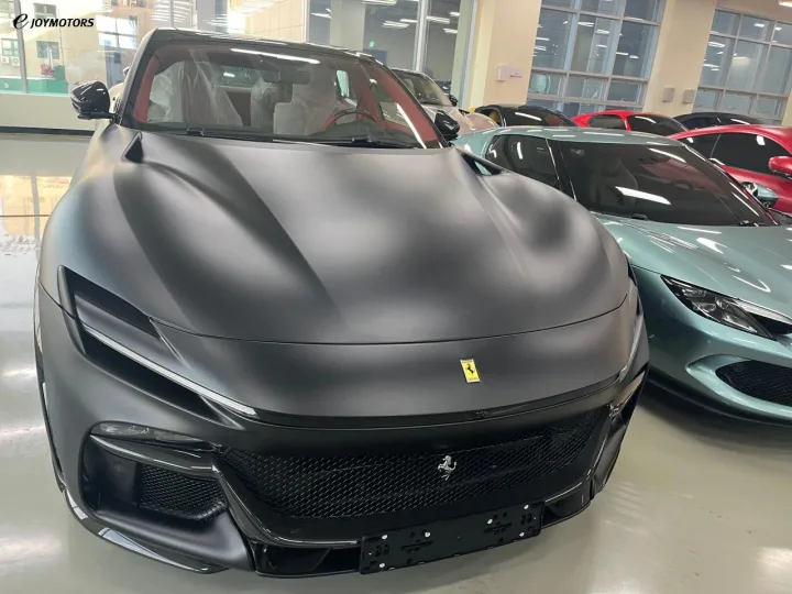 페라리 푸로산게 V12