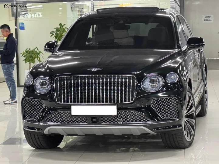 벤틀리 벤테이가 4.0 V8 아주어 EWB