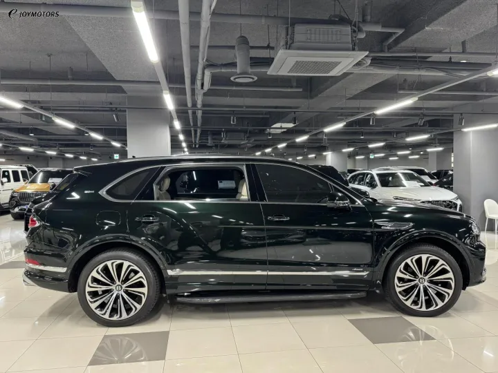 벤틀리 벤테이가 4.0 V8 아주어 EWB 썸네일 2
