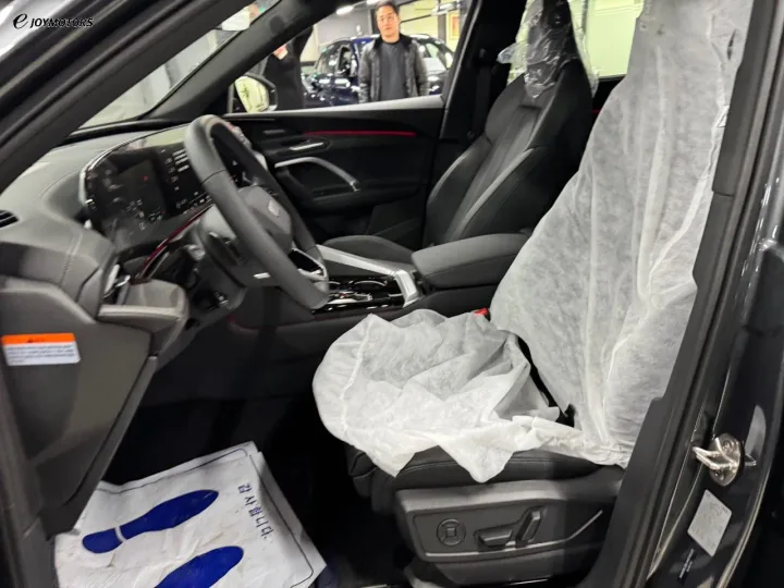 아우디 Q5 40 TDI 콰트로 S Line 블랙 에디션 썸네일 7
