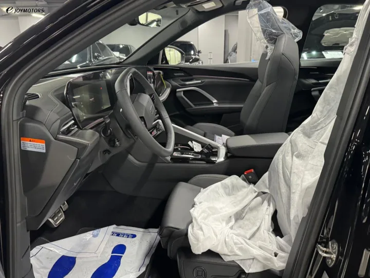 아우디 Q5 40 TDI 콰트로 S Line 블랙 에디션 썸네일 6