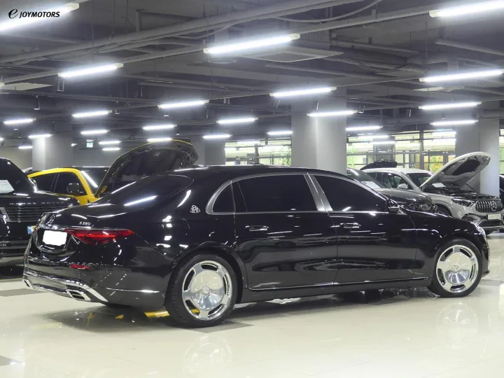 벤츠 마이바흐 S580 4매틱 Z223 썸네일 3