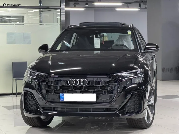 아우디 Q8 50 TDI 콰트로 프리미엄