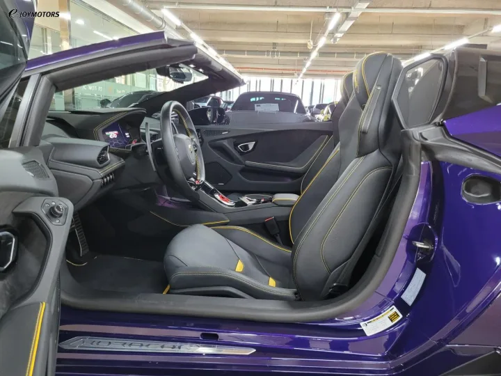 람보르기니 우라칸 LP640-4 에보 스파이더 썸네일 7