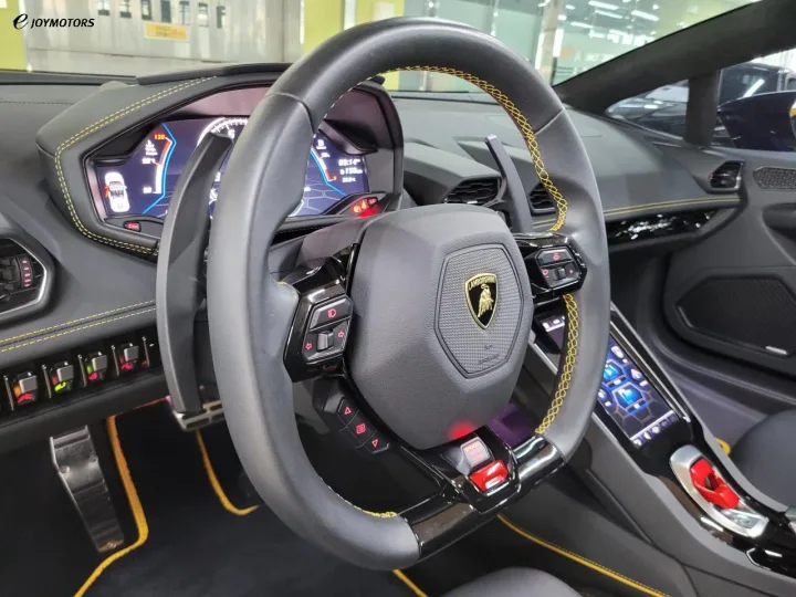 람보르기니 우라칸 LP640-4 에보 스파이더 썸네일 9