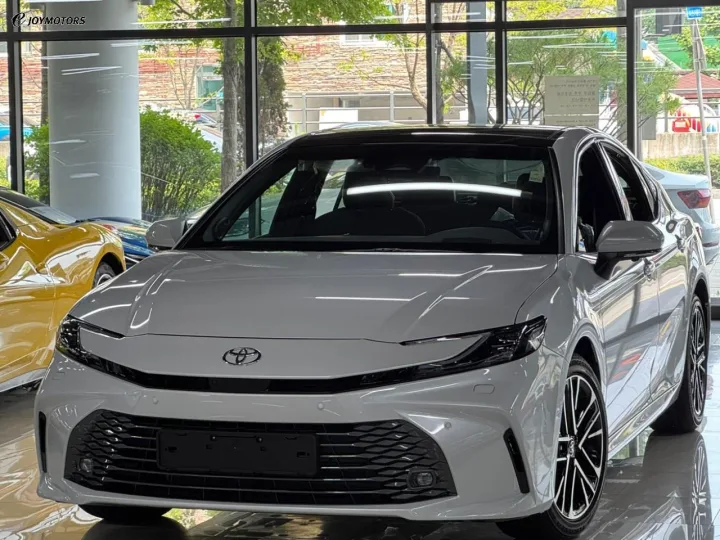 도요타 캠리 2.5 XLE XV50