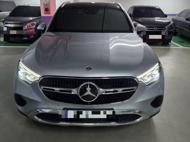 벤츠 GLC클래스 GLC 300 4MATIC 아방가르드