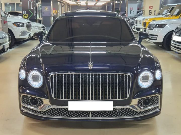 벤틀리 뉴 플라잉스퍼 4.0 V8