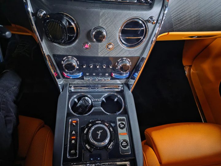 롤스로이스 컬리넌 6.8 V12 썸네일 9