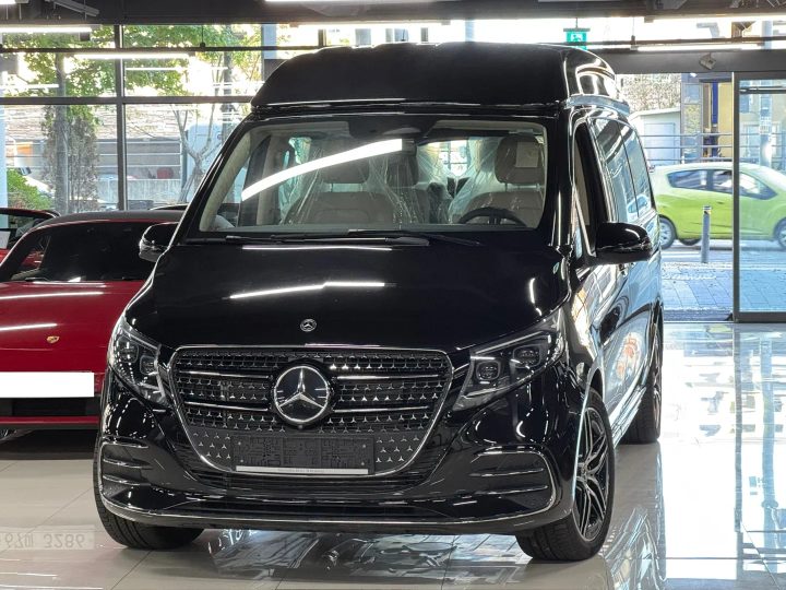벤츠 V클래스 3세대 V300 d 4MATIC