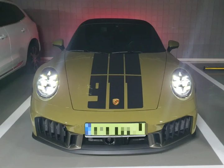 포르쉐 911 뉴 카레라 GTS 카브리올레 992 Spirit 70주년